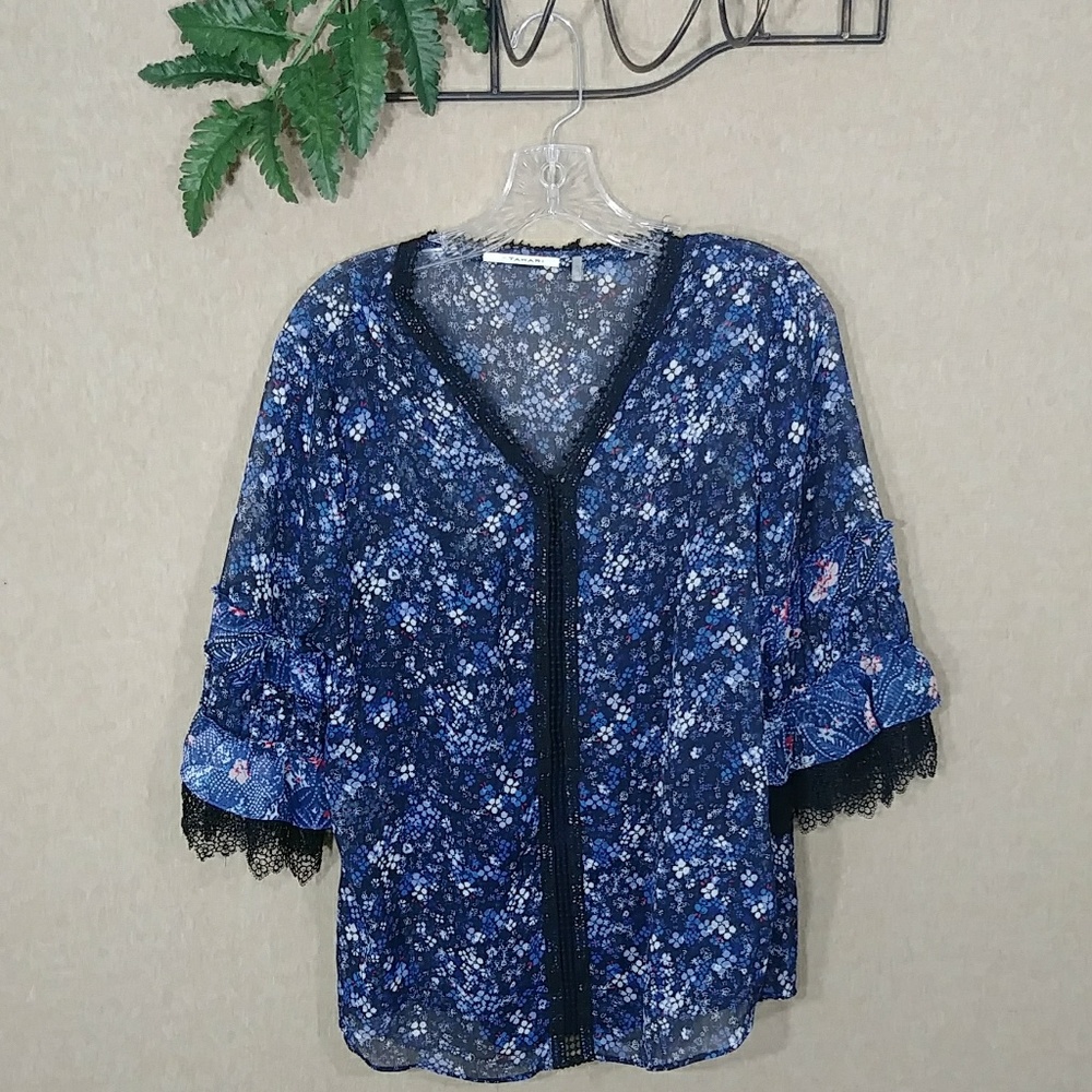 T Tahari blouse lace detail medium